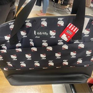 Brand New Hello kitty duffle bag/carry on